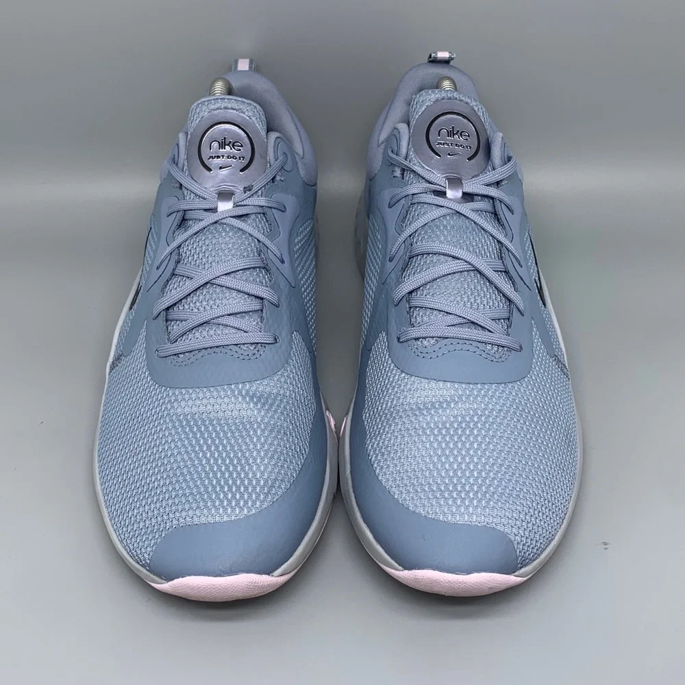 Nike title renew